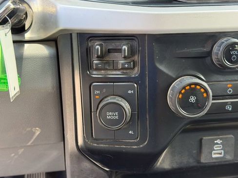 Used 2025 Ford F250 XLT AWD/4WD image 14