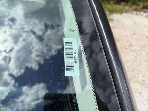 Used 2025 Nissan Sentra SV FWD image 6