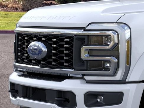 New 2026 Ford F450 Platinum w/ FX4 Off-Road Package AWD/4WD image 17