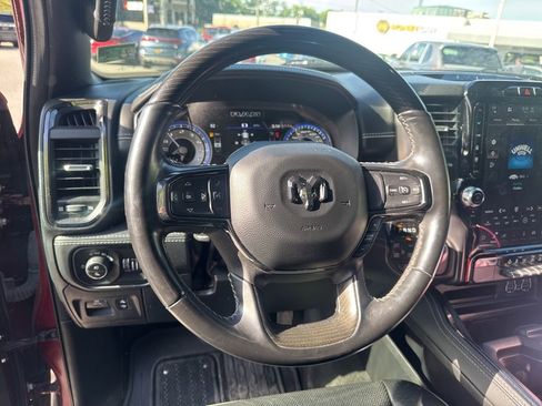 Used 2022 RAM 1500 Limited AWD/4WD image 12
