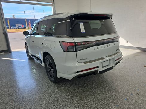 New 2026 INFINITI QX80 Autograph w/ Autograph Exterior Package image 3