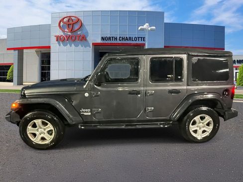 Used 2020 Jeep Wrangler Unlimited Sport S image 7