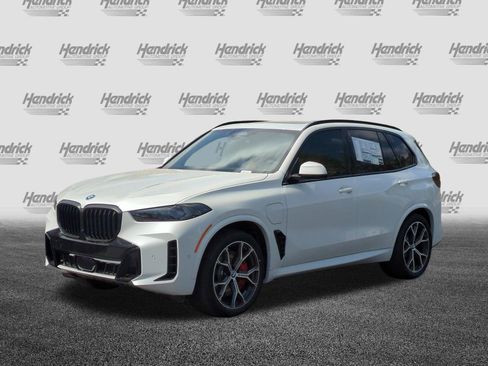 New 2026 BMW X5 xDrive50e w/ M Sport Package AWD/4WD image 5