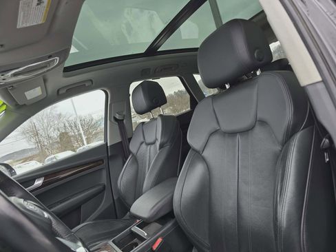 Used 2018 Audi Q5 Premium Plus w/ Premium Plus Package image 10