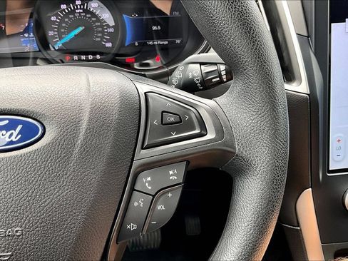 Used 2023 Ford Edge SE AWD/4WD image 18