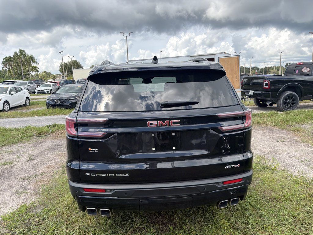 Used 2025 GMC Acadia AT4 AWD/4WD image 7