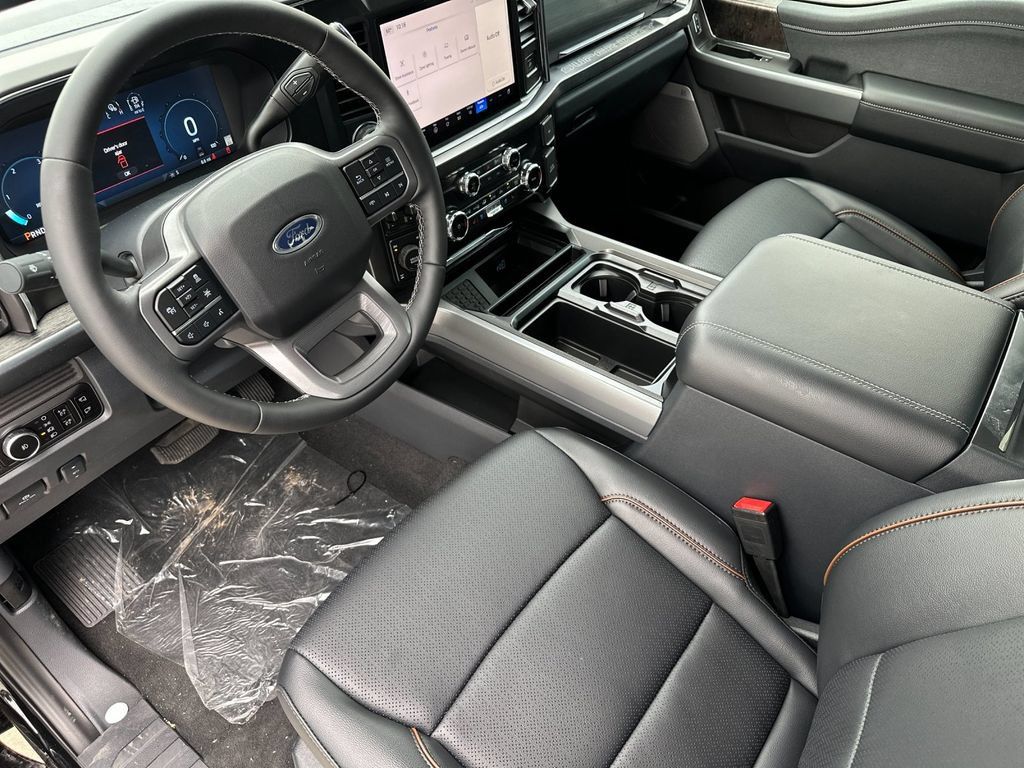 New 2026 Ford F350 Lariat w/ Black Appearance Package AWD/4WD image 9