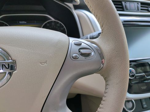 Used 2017 Nissan Murano SL image 20