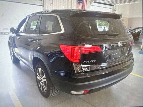 Used 2017 Honda Pilot EX-L image 3