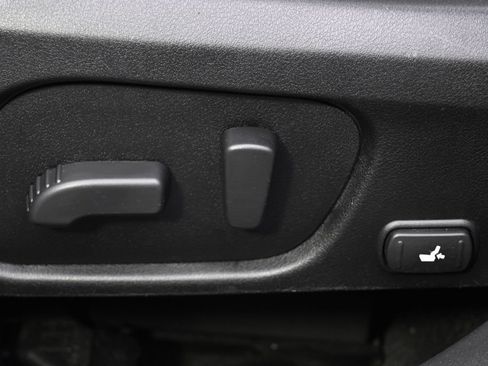 Used 2018 Subaru Forester 2.5i Limited AWD/4WD image 11