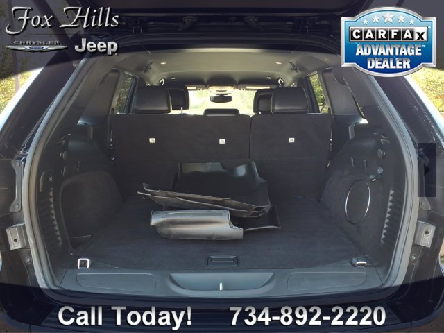 Used 2018 Jeep Grand Cherokee Altitude AWD/4WD image 10
