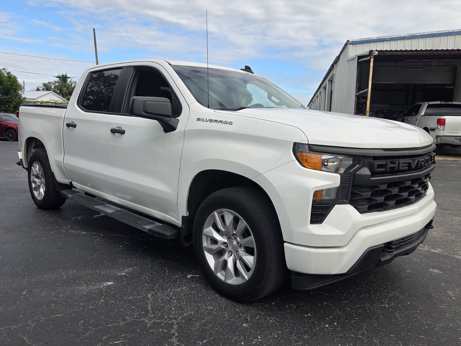 Used 2023 Chevrolet Silverado 1500 Custom RWD image 7