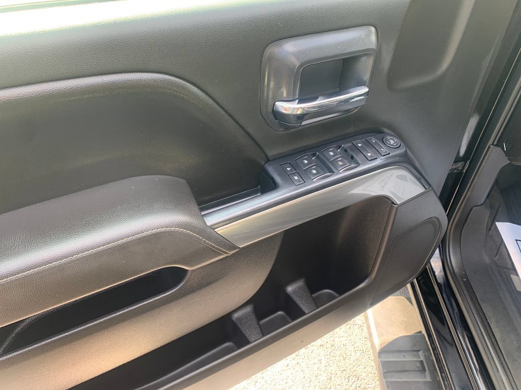 Used 2016 Chevrolet Silverado 1500 LT w/ All Star Edition AWD/4WD image 9