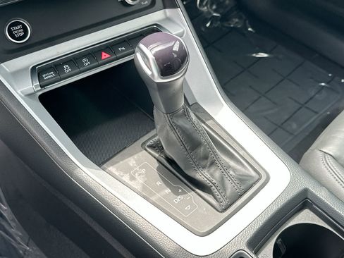 Used 2023 Audi Q3 2.0T Premium image 19