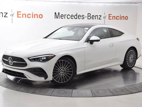 New 2026 Mercedes-Benz CLE 450 4MATIC Coupe image 2