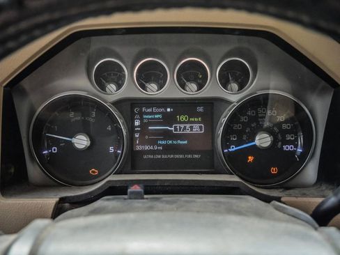 Used 2011 Ford F250 Lariat w/ Lariat Interior Pkg image 30