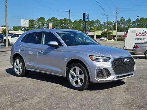 Used 2023 Audi Q5 2.0T Prestige w/ Prestige Package AWD/4WD image 1