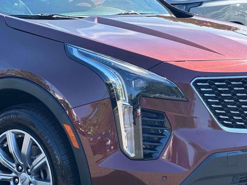 Used 2023 Cadillac XT4 Premium Luxury image 7
