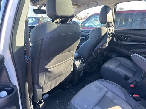 Used 2022 Subaru Ascent Onyx Edition image 7