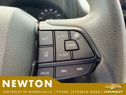 Used 2022 Toyota Sienna LE FWD image 25