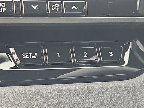 New 2026 Lexus RX 450h Luxury image 10