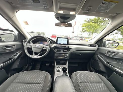 Used 2025 Ford Escape Active AWD/4WD image 13