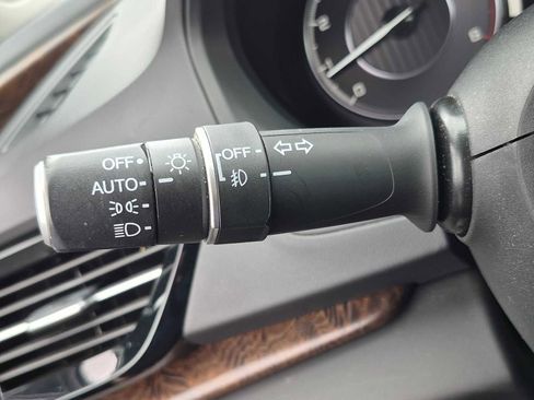Used 2019 Acura RDX AWD w/ Advance Package image 32