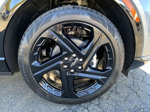 New 2026 Chevrolet Equinox EV RS FWD image 36