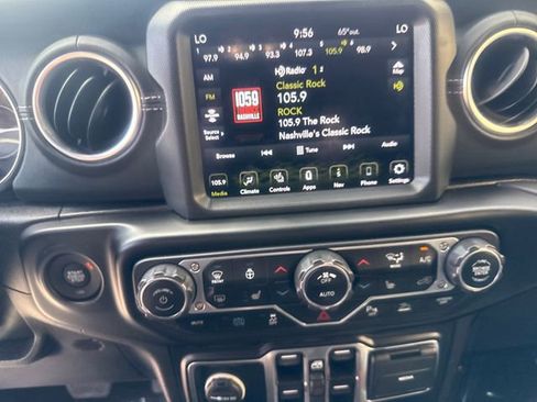 Used 2022 Jeep Wrangler Unlimited Sahara w/ Cold Weather Group AWD/4WD image 14
