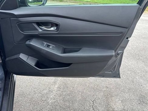 Used 2025 Honda Accord SE image 9