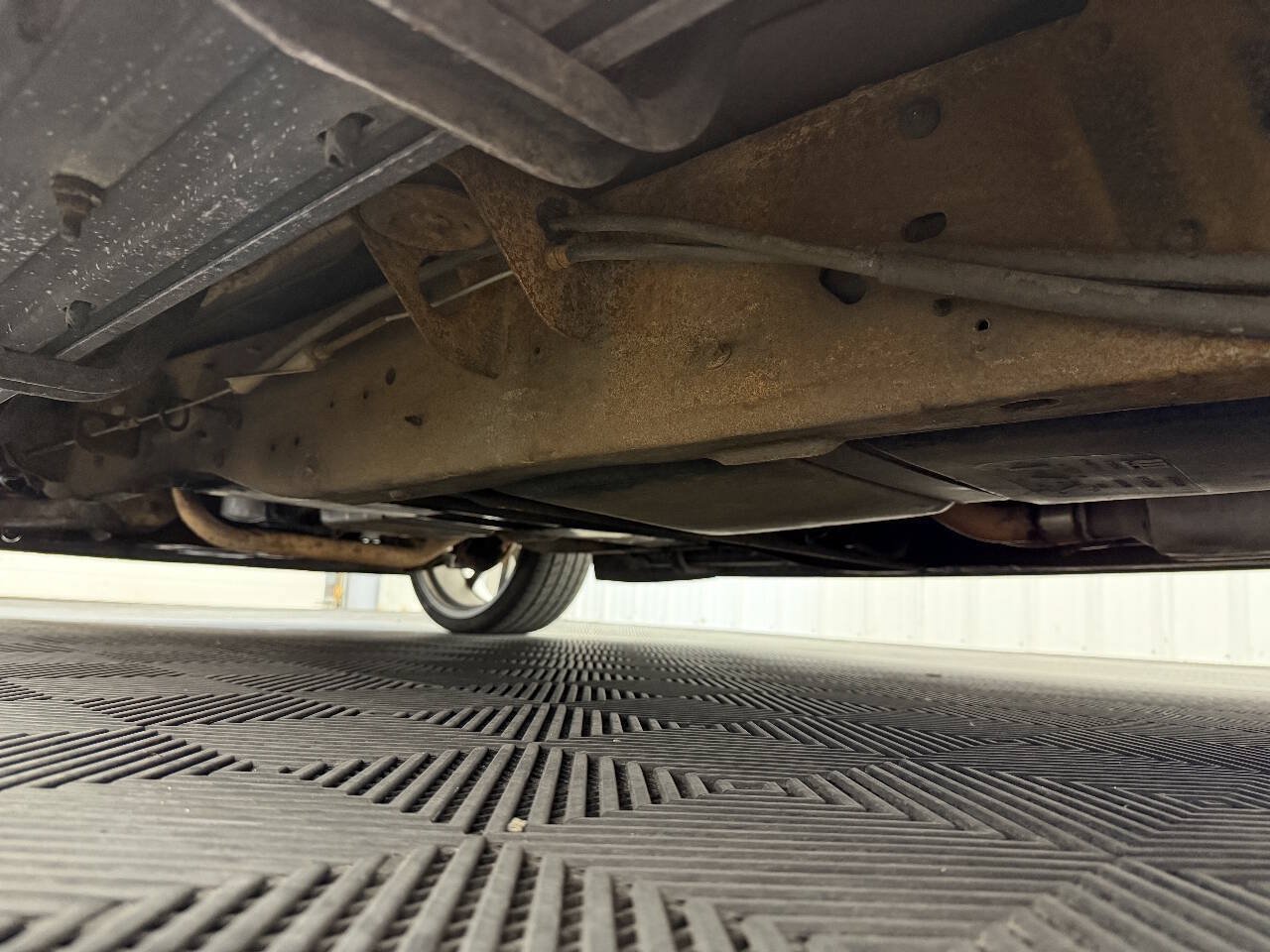 Used 1998 Chevrolet Tahoe 2WD image 32