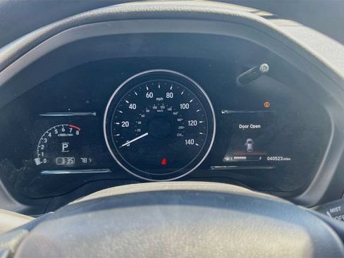 Used 2020 Honda HR-V EX image 12