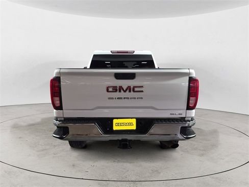 Used 2021 GMC Sierra 2500 SLE w/ Fleet Comfort Package image 4