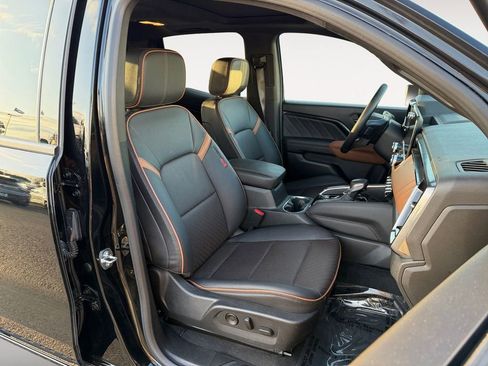 Used 2023 GMC Canyon AT4 w/ AT4 Premium Package AWD/4WD image 25