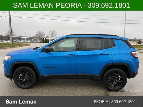 New 2026 Jeep Compass Latitude image 4