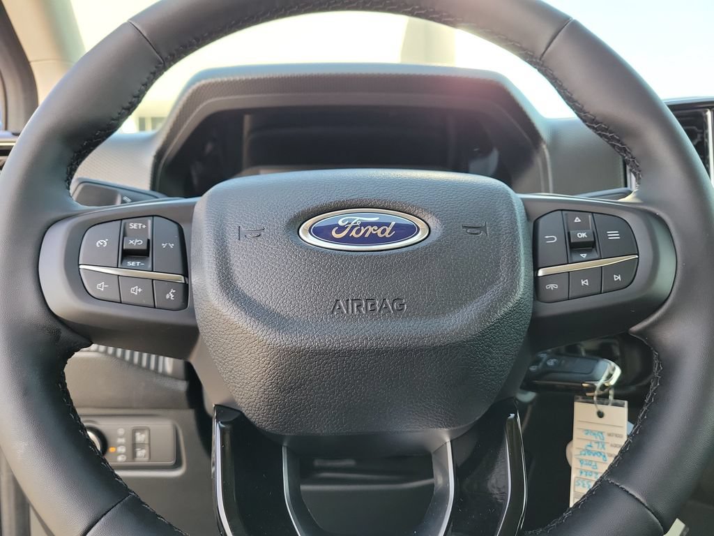 New 2026 Ford Ranger XLT w/ FX4 Off-Road Package AWD/4WD image 16