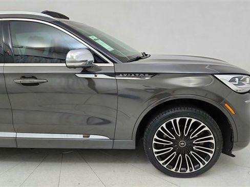 Used 2020 Lincoln Aviator Black Label w/ Dynamic Handling Package image 8