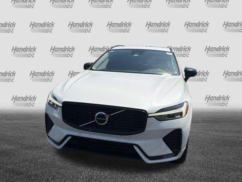 Certified 2024 Volvo XC60 B5 Core w/ Protection Package Premier AWD/4WD image 42