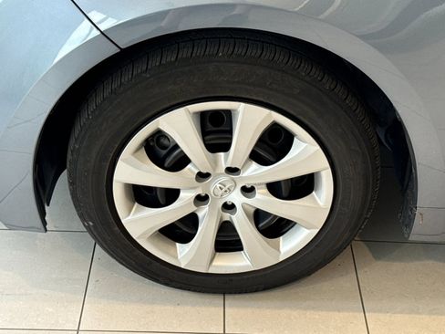 Used 2024 Toyota Corolla LE FWD image 15
