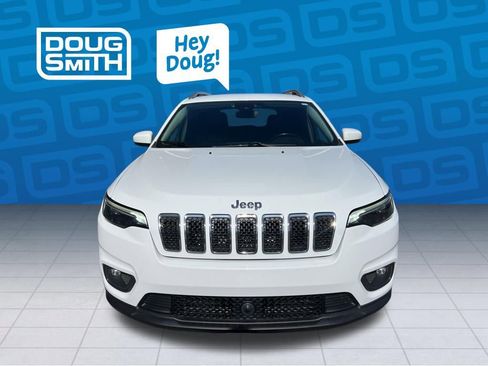 Used 2021 Jeep Cherokee Latitude Plus AWD/4WD image 8