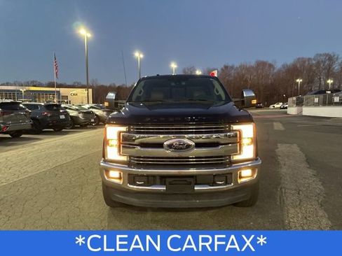 Used 2017 Ford F250 Lariat w/ Lariat Ultimate Package image 3