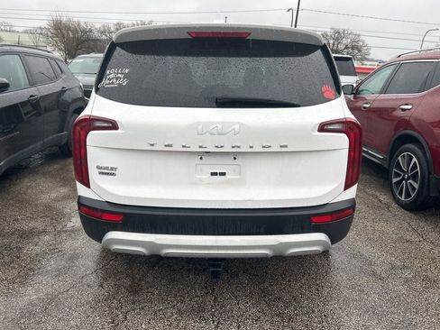Used 2022 Kia Telluride LX image 5