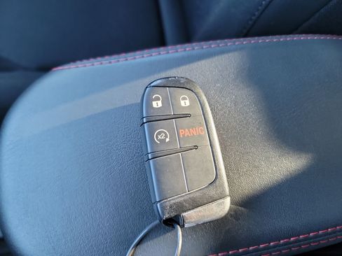 Used 2023 Jeep Renegade Trailhawk image 24