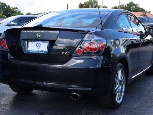 Used 2009 Scion tC FWD image 5