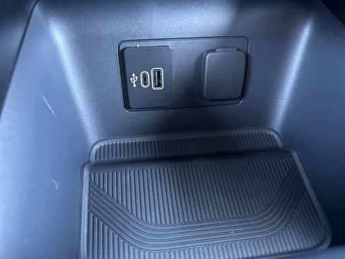 New 2026 Ford Explorer ST-Line image 32