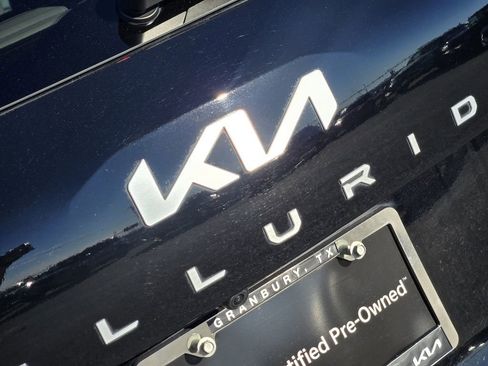 Certified 2024 Kia Telluride SX image 8