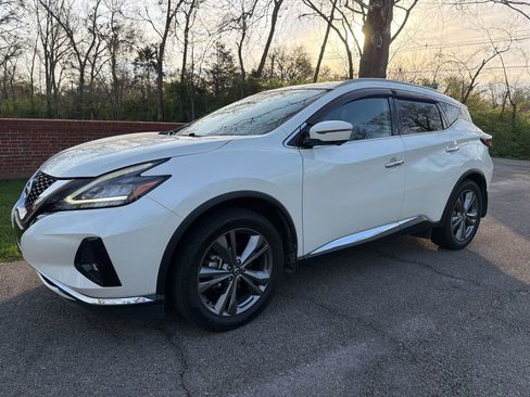 Used 2022 Nissan Murano Platinum w/ Cargo Package image 2