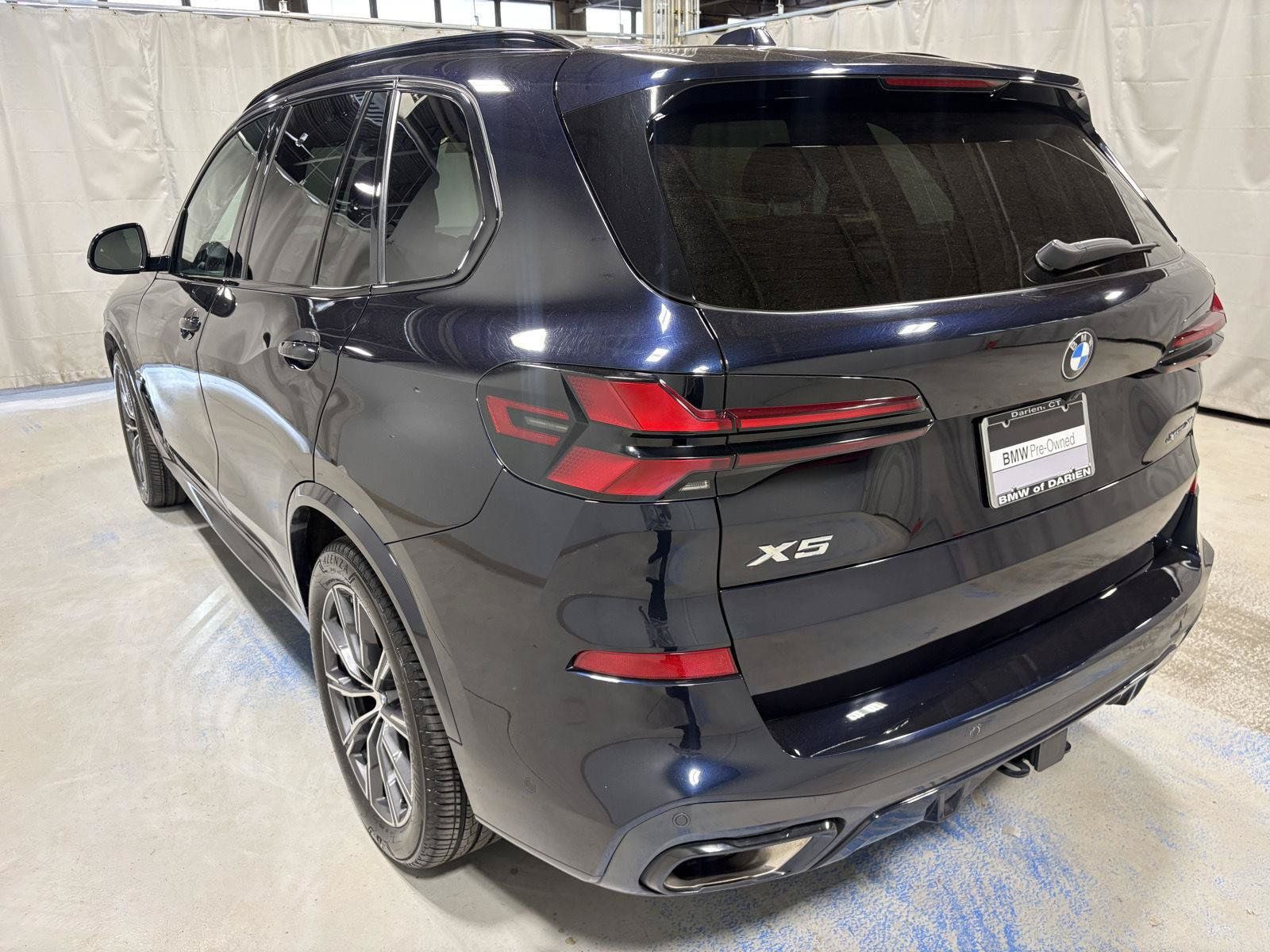 Used 2024 BMW X5 xDrive40i w/ M Sport Package AWD/4WD image 15