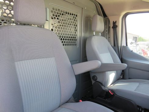 Used 2017 Ford Transit 250 130 Low Roof image 20