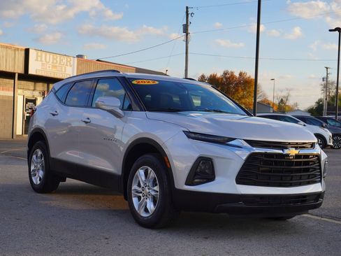 Used 2022 Chevrolet Blazer LT image 9